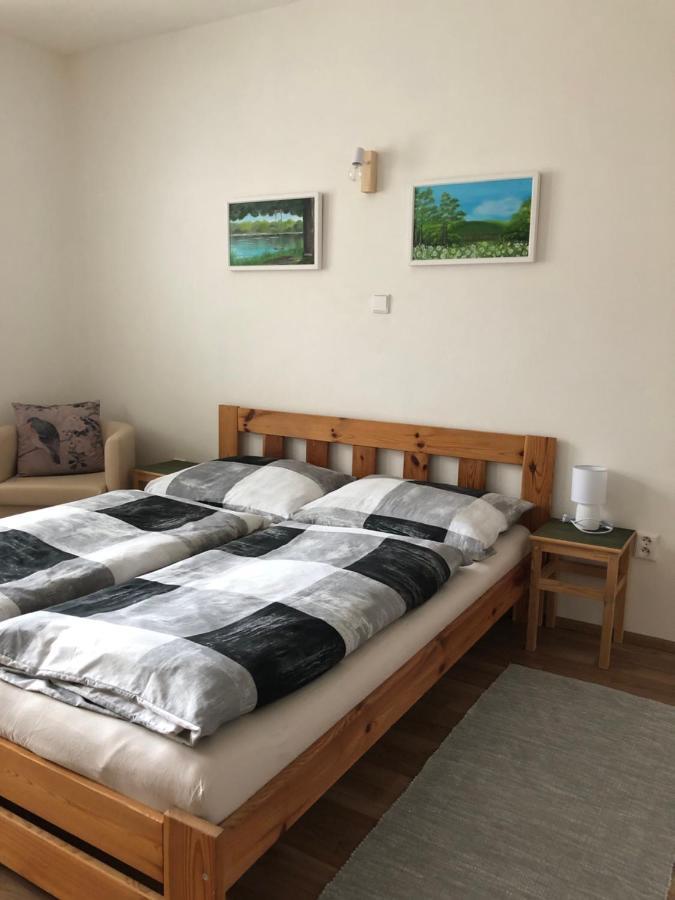 Ubytování u Malinků Přítluky Esterno foto